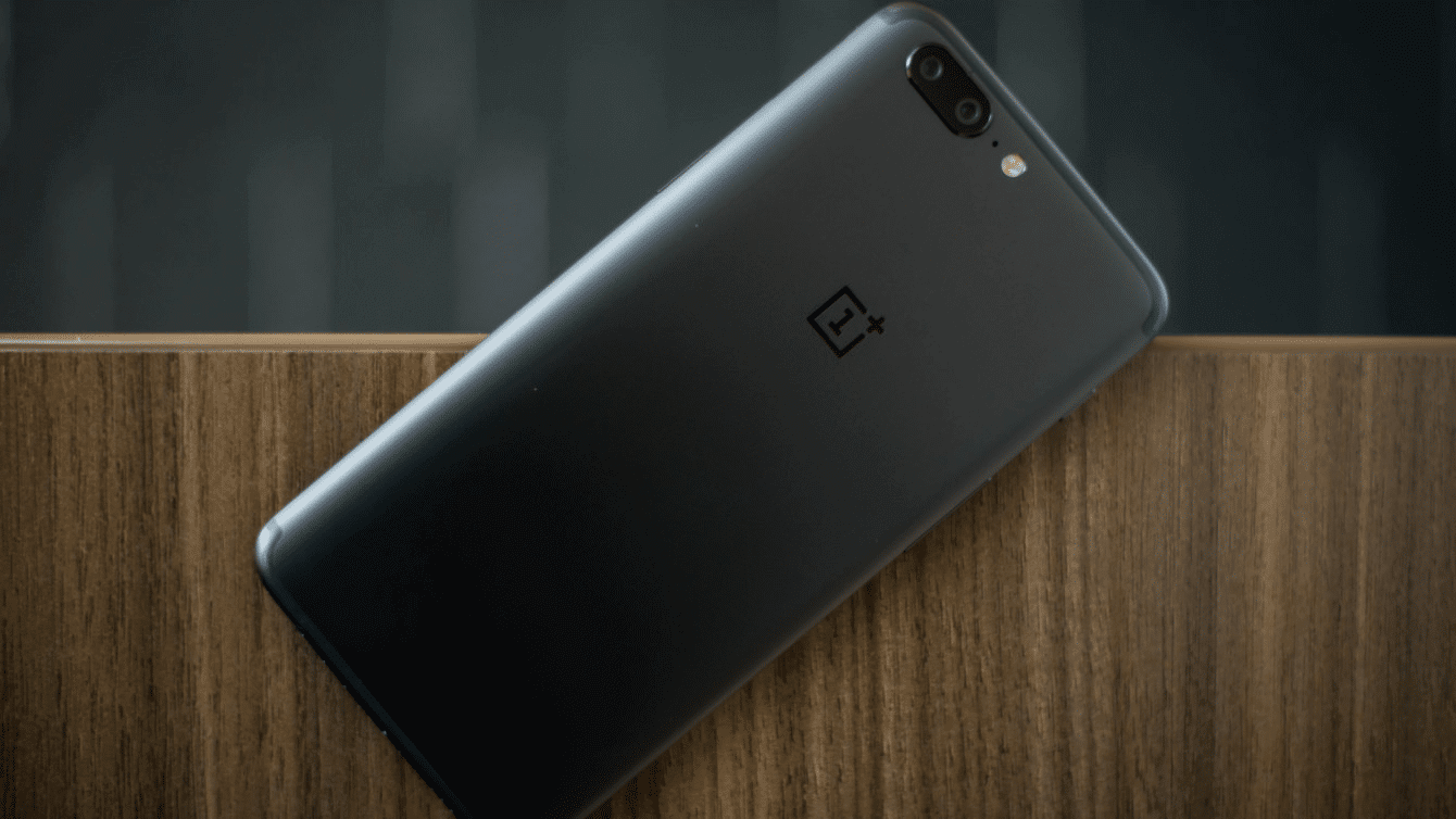 OnePlus-5-updated-Android-7.1.2-Nougat-RR-Custom-ROM